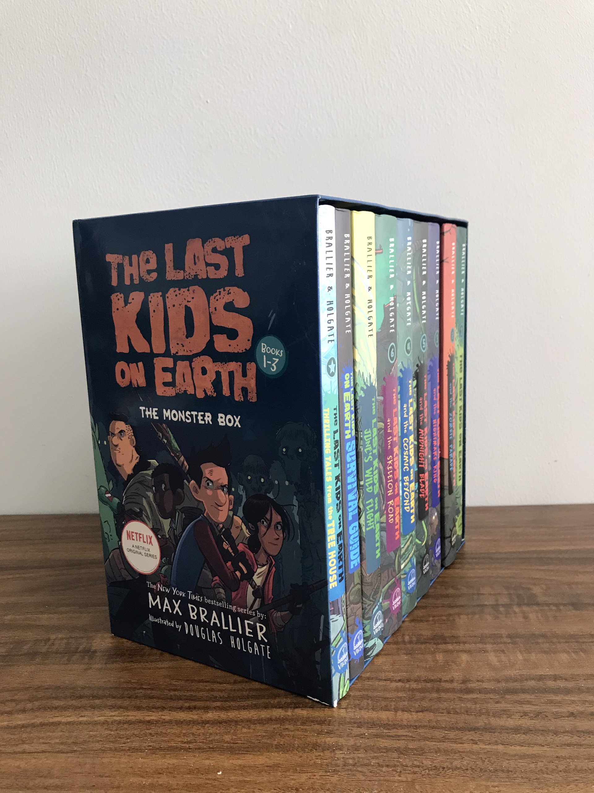 The last kids on Earth ( 9 cuốn)
